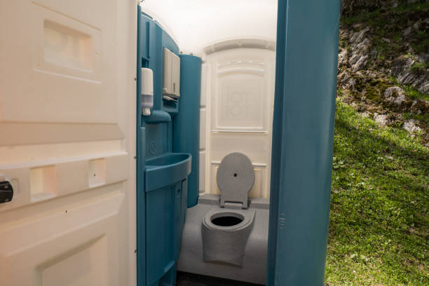 Best Affordable portable toilet rental  in North Charleroi, PA